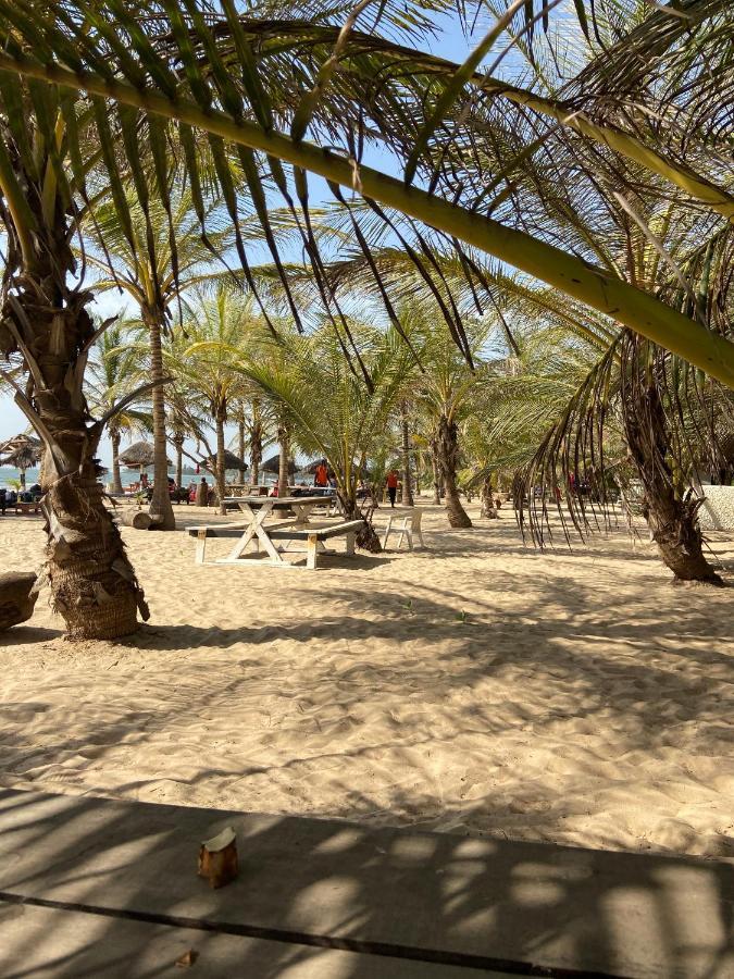 Jungle Beach Resort Sanyang Eksteriør bilde