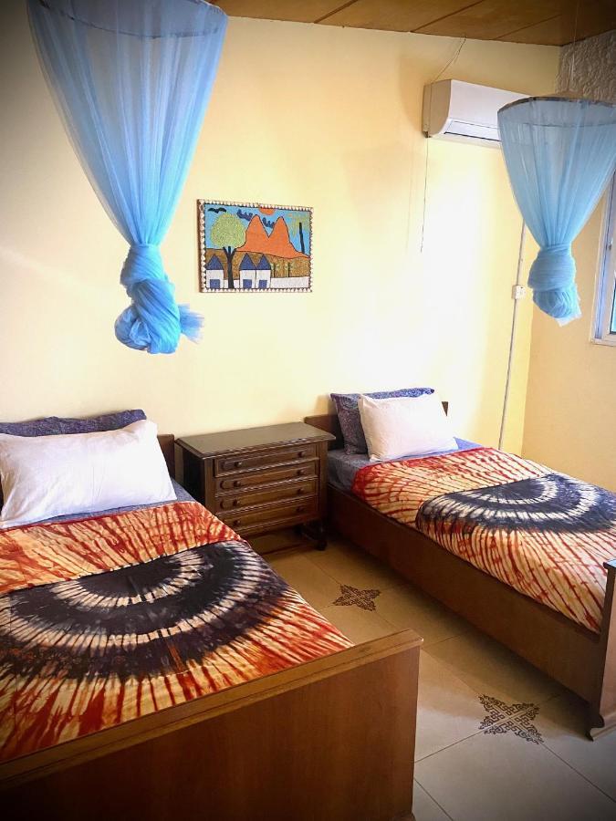 Jungle Beach Resort Sanyang Eksteriør bilde
