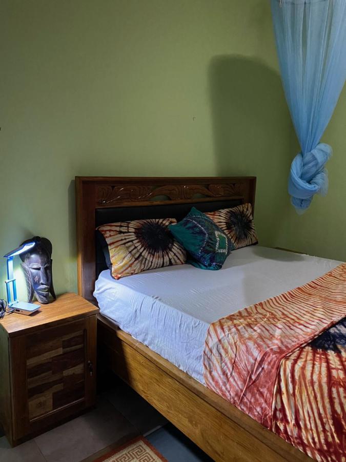 Jungle Beach Resort Sanyang Eksteriør bilde