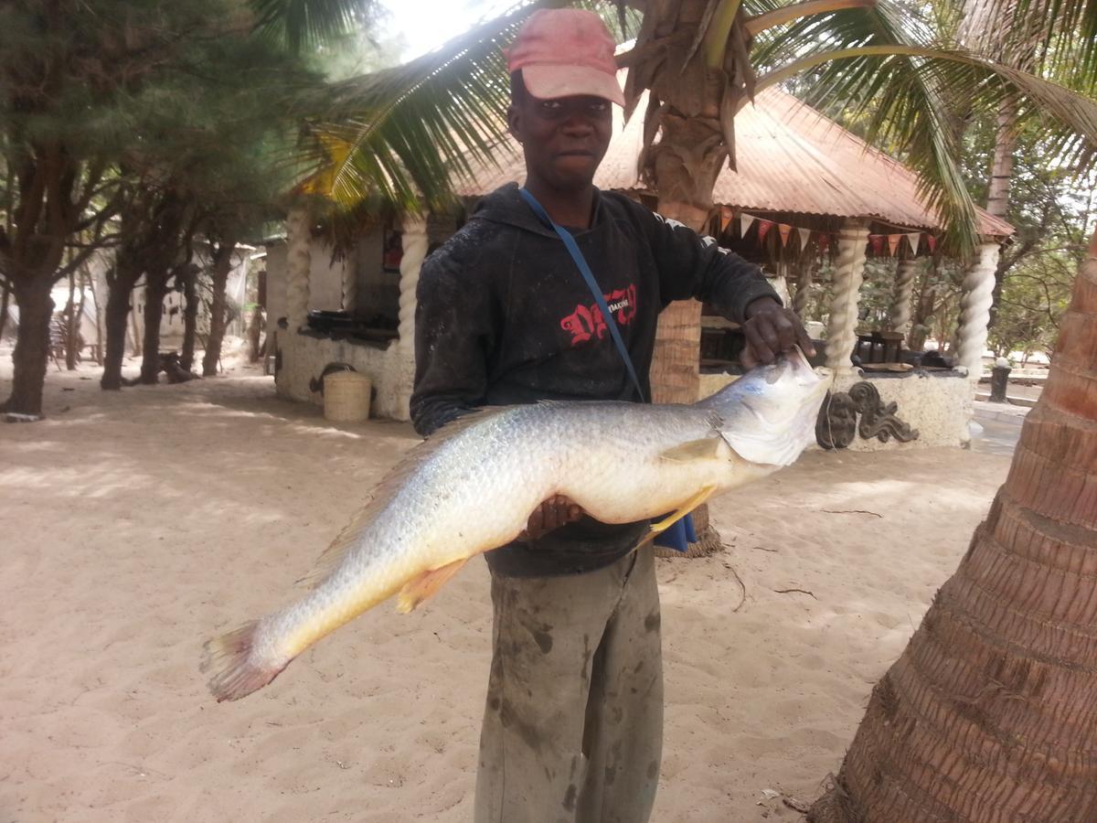 Jungle Beach Resort Sanyang Eksteriør bilde