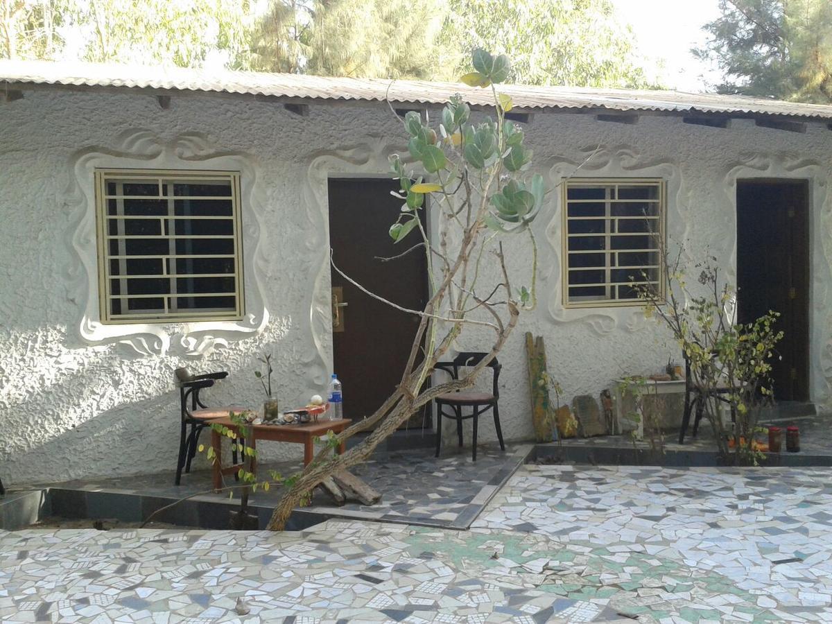 Jungle Beach Resort Sanyang Eksteriør bilde