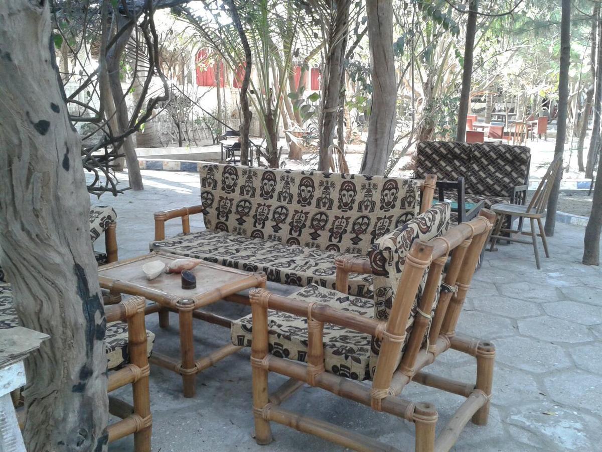 Jungle Beach Resort Sanyang Eksteriør bilde