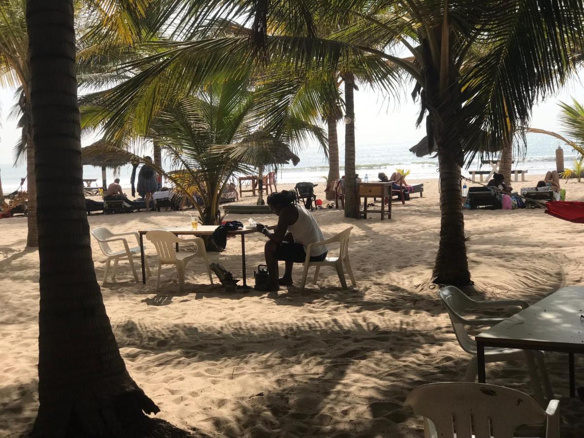 Jungle Beach Resort Sanyang Eksteriør bilde